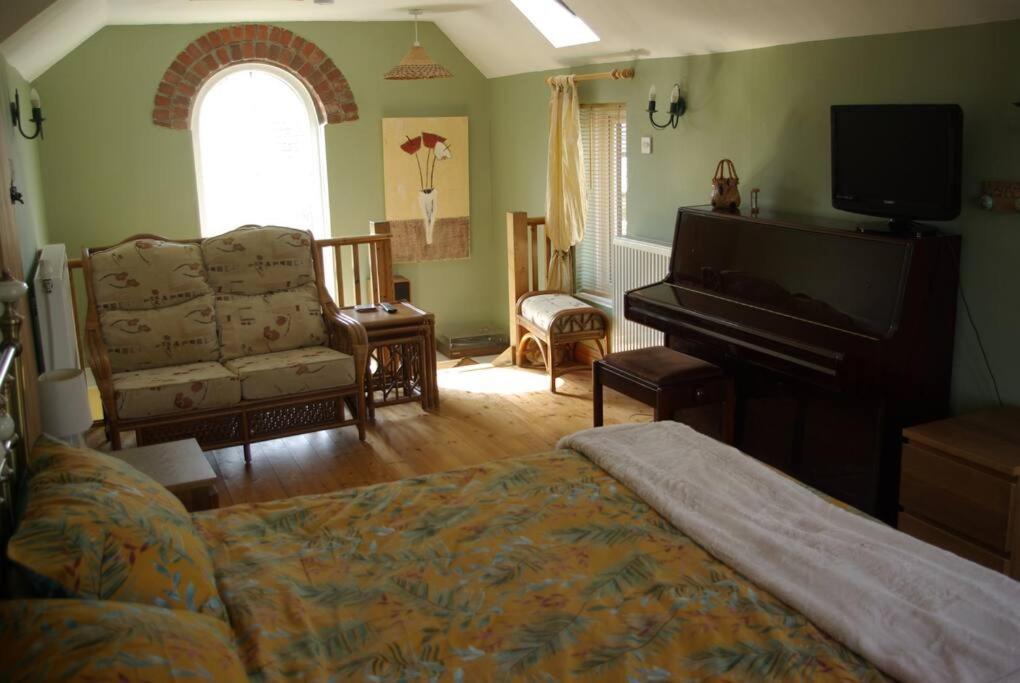 Rural Retreat, Central Location, Close To Beaches Camborne Exterior foto